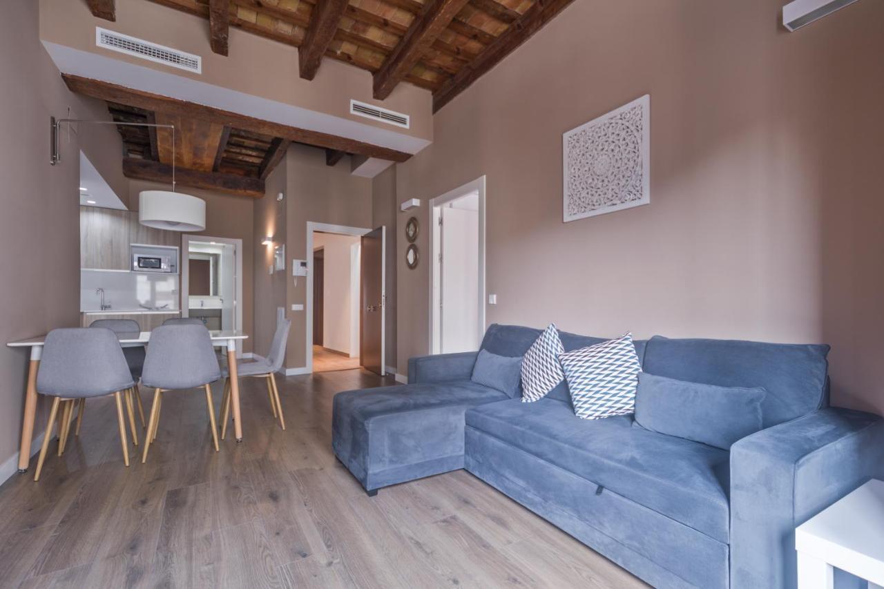 San Miguel, Luxury Apartments. Валенсия Экстерьер фото
